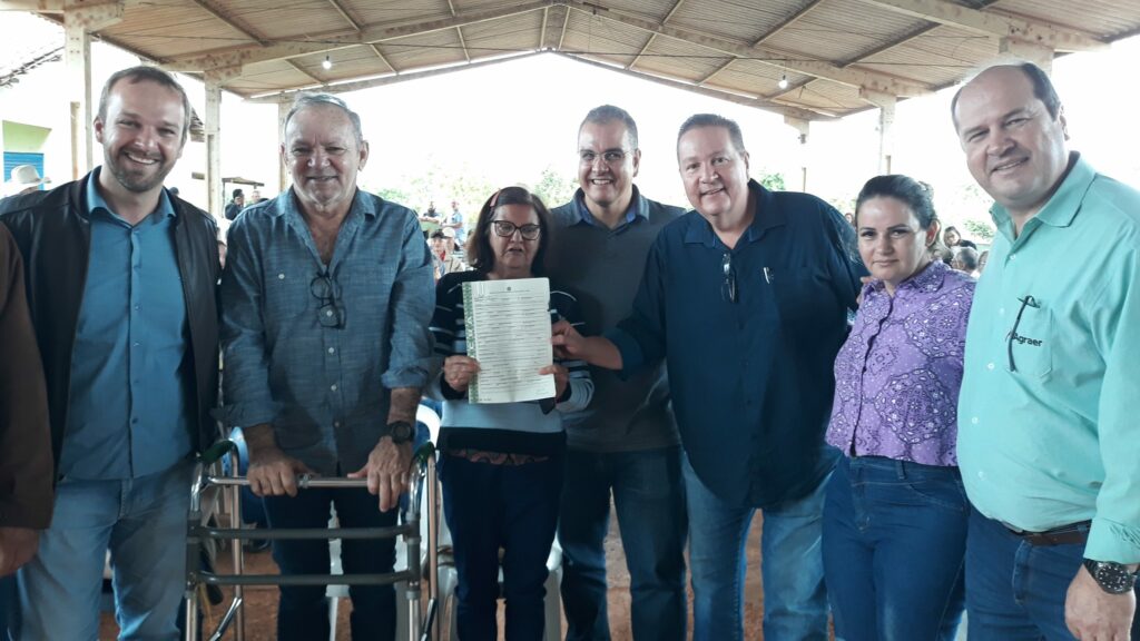 Agricultores familiares do Assentamento Nova Querência recebem títulos