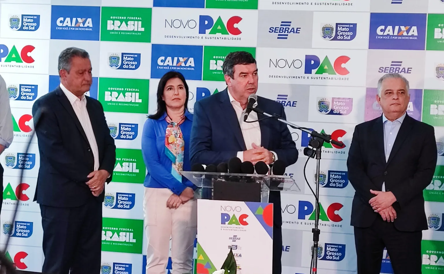 PAC lançado por três ministros em Campo Grande tem anúncio de projetos