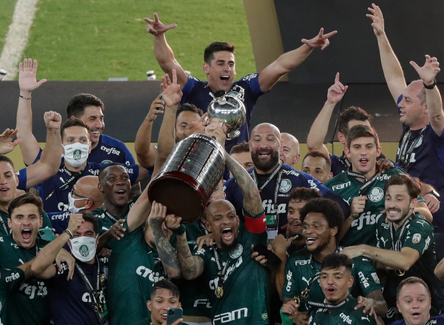 CONMEBOL Libertadores - 🇧🇷🏆🇲🇽 É hoje! Campeão da CONMEBOL  #Libertadores, o SE Palmeiras estreia no Mundial de Clubes da FIFA contra o  TigresOficial, em Doha, no Catar. 🐷🐯 É a semifinal! Quem