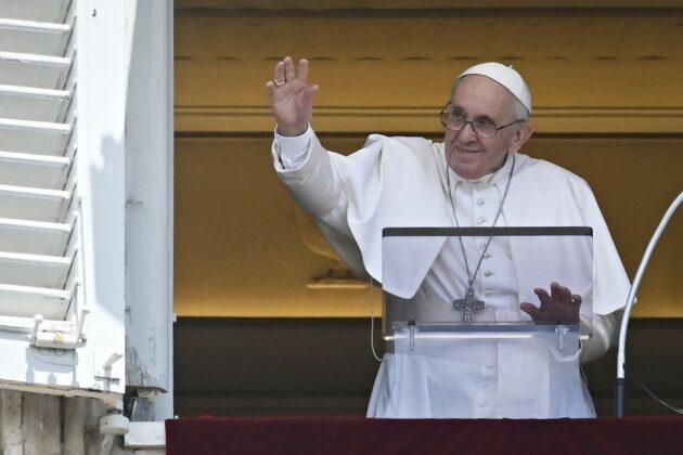 Autoridades interceptam balas de revólver enviadas ao Papa Francisco