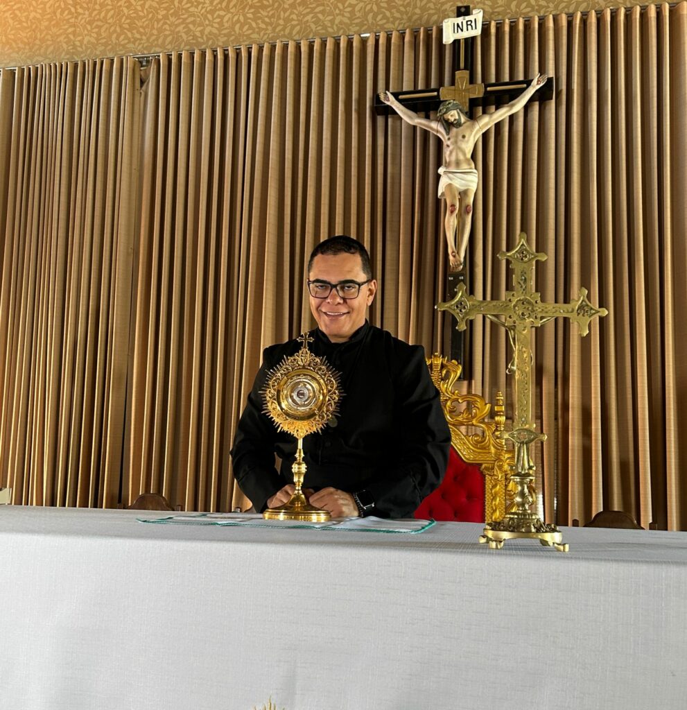 Santuário de Santo Antônio de Pádua, em Terenos, guarda pedaço da pele do santo casamenteiro