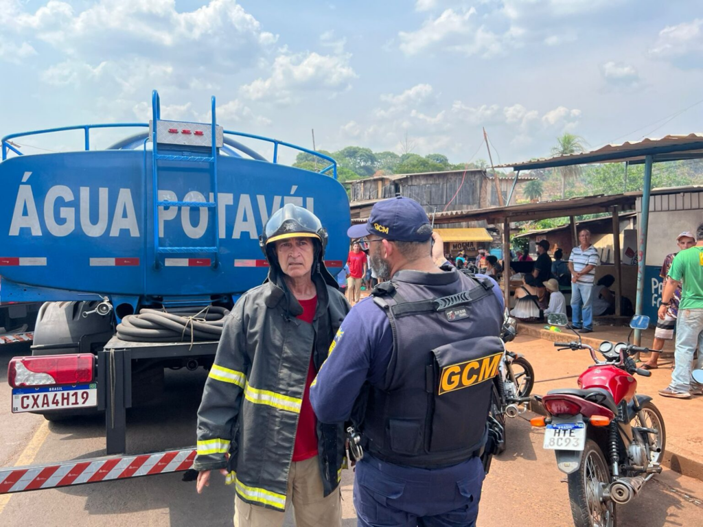 Moradores da Favela do Mandela precisam 'de um pouco de tudo' para recomeçar; saiba como ajudar!