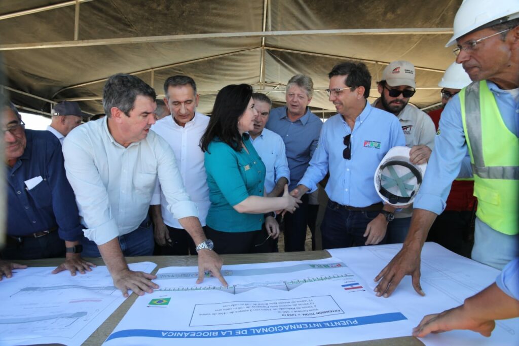 Em visita às obras da ponte de Porto Murtinho, Eduardo Riedel reforça que Rota Bioceânica vai se tornar realidade