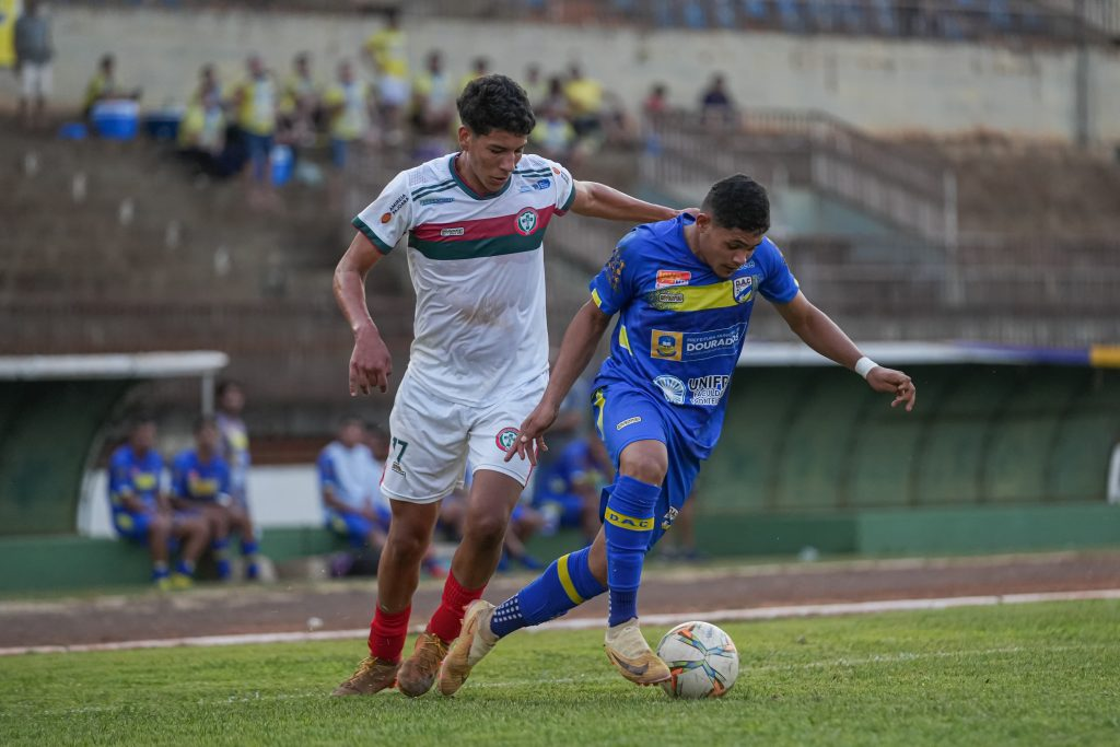 Estadual Sub-20: Comercial e Dourados vão se enfrentar na semifinal