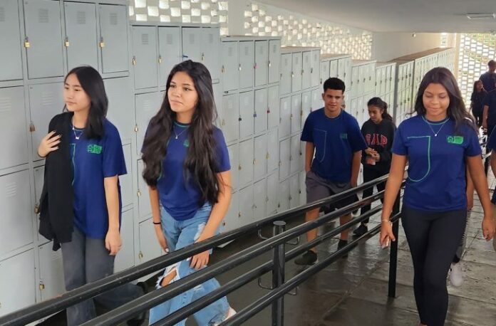 Mais de 190 mil alunos voltam às aulas em Mato Grosso do Sul