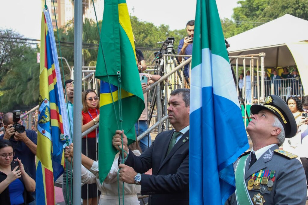 Desfile da Independência reuniu 15 mil pessoas em Campo Grande