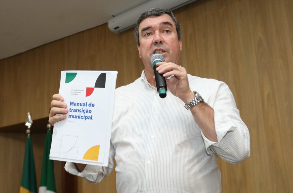 Aos prefeitos reeleitos e eleitos, Eduardo Riedel reforça compromisso com o desenvolvimento do Estado