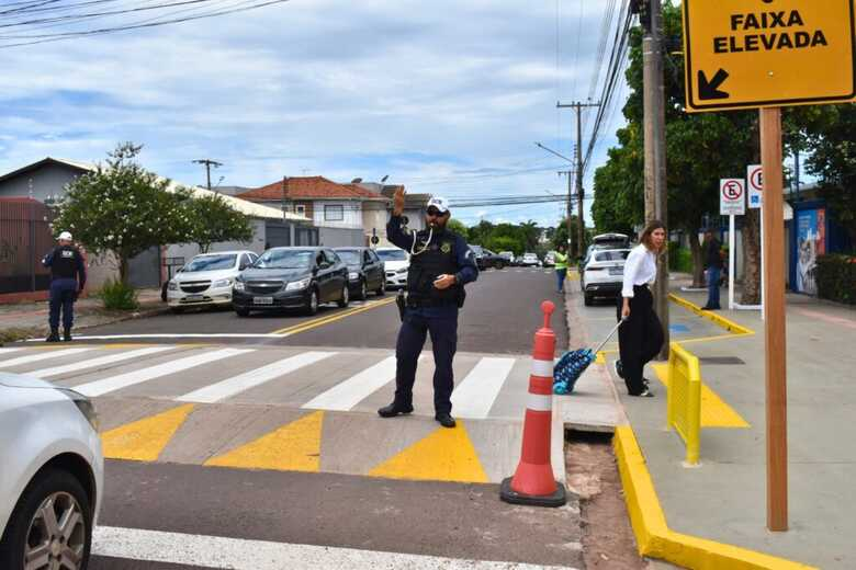 Alunos da rede municipal da capital retornam às aulas nesta segunda-feira