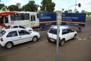 Contrafluxo na Avenida Calógeras foi sugerido para ligar Costa e Silva com a 14 de Julho (Foto: Marcos Ermínio)