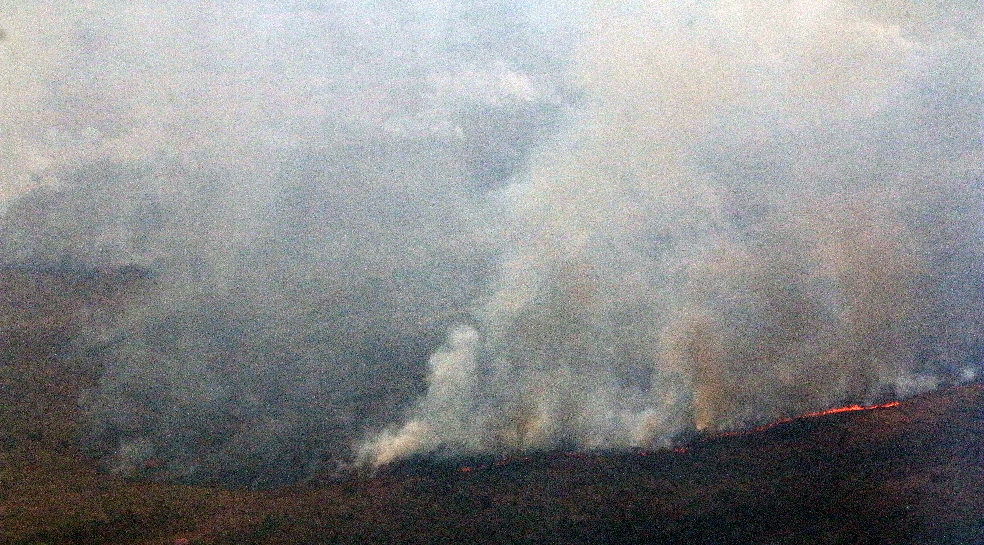 Foco de incêndio na Serra da Bodoquena: Ibama reforçou equipe de combate do PrevFogo