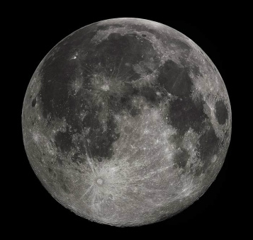 A expressão “Lua Azul” tem sido usada há pelo menos 400 anos, mas não como sendo a segunda Lua Cheia do mês. Este significado nasceu de um erro ocorrido em 1946 e se tornou popular nos últimos 20 anos. 