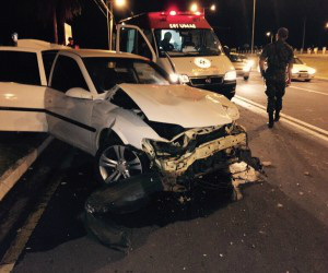 Acidente aconteceu na noite desse sábado
(Foto: Correio do Estado)