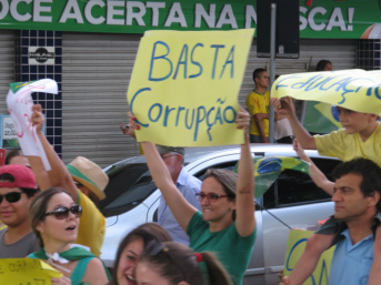 Este é o terceiro ato realizado no ano em Dourados - Foto: Gizele Almeira/Arquivo