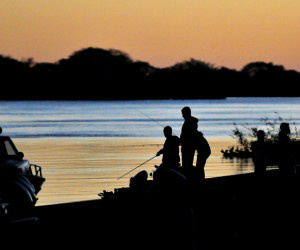 Fluxo de turistas para temporada de pesca em Corumbá está menor do que no ano passado, segundo o trade turístico 
(Foto: Álvaro Rezende / Correio do Estado (arquivo))